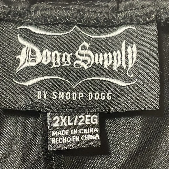 Dogg Supply by Snoop Dog Men's Black Pants. Very Good Condition. Size 2XL. - Picture 10 of 10